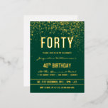 Carte Postale D'invitation À Feuilles D'aluminium Émeraude | Gold Confetti 40e fête d'anniversaire<br><div class="desc">Émeraude | Gold Confetti 40th Birthday Party Foil Postcard Invitations. Cette invitation formelle, élégante, branchée et moderne à la fête du quarantième anniversaire convient aux hommes ou aux femmes. Il comprend des lignes dorées propres, un script gothique coque élégant et un texte sophistiqué en feuille d'or sur un arrière -...</div>