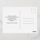 Carte Postale D'invitation À Feuilles D'aluminium Mariage sur Skyline de Chicago Enregistrer la date (Verso)