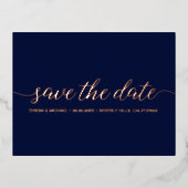 Carte Postale D'invitation À Feuilles D'aluminium Script moderne Enregistrer la date Mariage Bleu Ro (Recto)