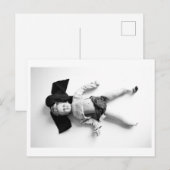 Carte Postale Doll Portrait - Broken doll (Devant / Derrière)