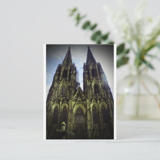 Carte Postale Dom (Debout devant)