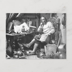 Carte Postale Don Quichotte dans son étude