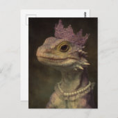 Carte Postale Dragon mignon en Couronne violette et perles (Devant / Derrière)