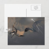 Carte Postale Dragons combattant dans les nuages tempétueux (Devant / Derrière)