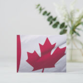 Carte Postale Drapeau canadien. (Debout devant)