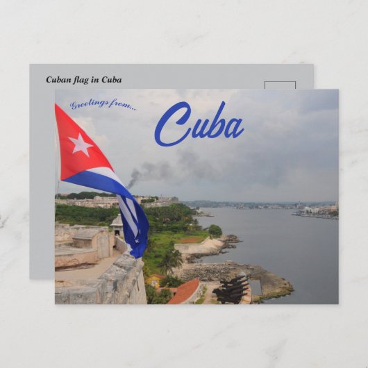 Carte Postale Drapeau cubain flottant à un fort à Cuba (Devant / Derrière)