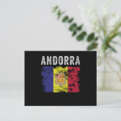 Carte Postale Drapeau d'Andorre en détresse - Drapeau andorran (Debout devant)