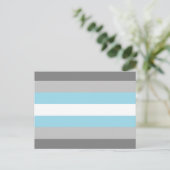 Carte Postale Drapeau de fierté demiboy (Debout devant)
