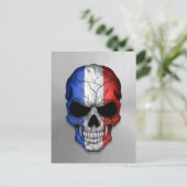 Carte Postale Drapeau de France sur un crâne d'acier (Debout devant)