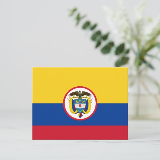 Carte Postale Drapeau de la Colombie militaire (Debout devant)