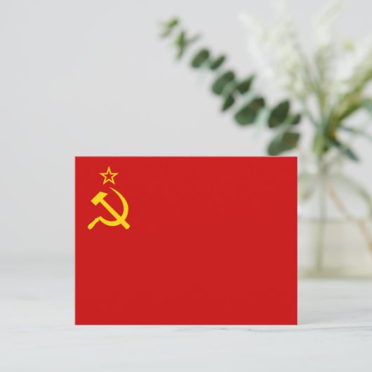Carte Postale drapeau de l'URSS (Debout devant)