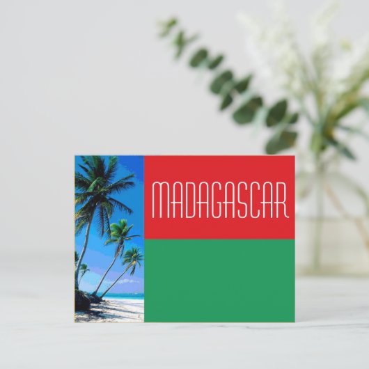 Carte Postale Drapeau de Madagascar (Debout devant)