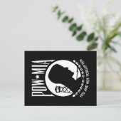 Carte Postale Drapeau des POW MIA : Soldats disparus de la guerr (Debout devant)