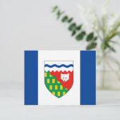 CARTE POSTALE DRAPEAU DES TERRITOIRES DU NORD-OUEST (Debout devant)