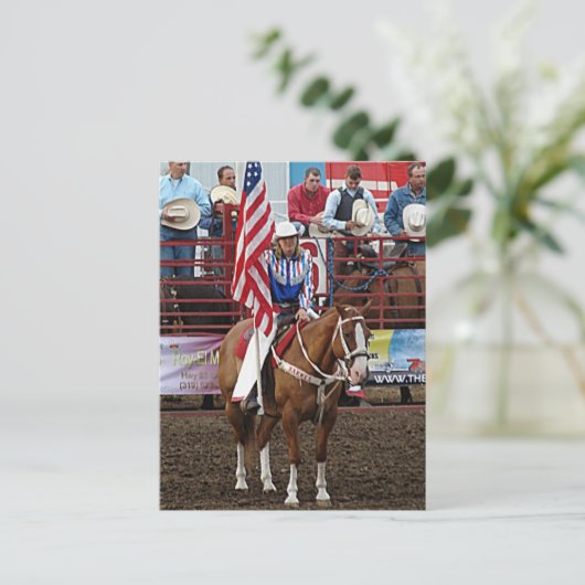 Carte Postale Drapeau fille (Debout devant)