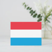 Carte Postale Drapeau luxembourgeois, Drapeau du Luxembourg (Debout devant)