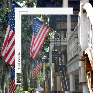 Carte Postale Drapeaux patriotiques de Savannah GA Jones St Phot