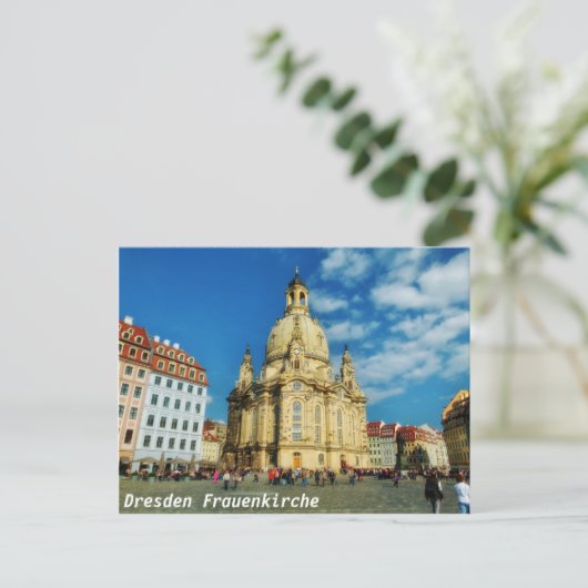 Carte Postale Dresden Frauenkirche (Debout devant)
