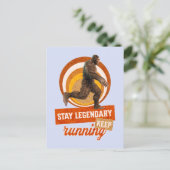 Carte Postale Drôle de motivation de course de Bigfoot (Debout devant)