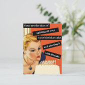 Carte Postale Drôle Fille D'anniversaire Rétro Éteignant Des Bou (Debout devant)