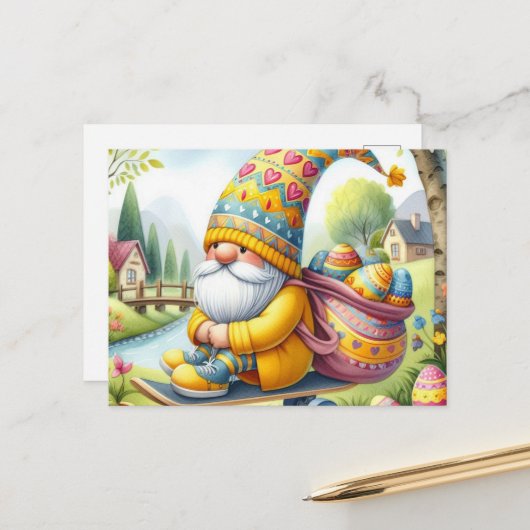 Carte Postale Drôle mignon Gnome de Pâques avec oeufs de Pâques (Devant/Arrière en situation)