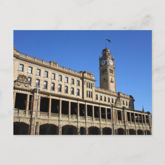 Carte postale du bâtiment de la gare centrale de S (Devant)