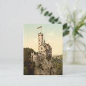 Carte postale du château de Lichtenstein (Debout devant)