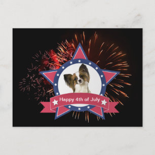 Carte postale du chien papillon patriotique du 4 j