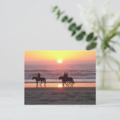 Carte postale du coucher de soleil avec cheval (Debout devant)