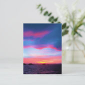 Carte postale du coucher de soleil en mer (Debout devant)