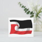 Carte postale du drapeau du peuple Maori (Debout devant)