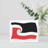 Carte postale du drapeau du peuple Maori (Debout devant)