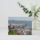 Carte postale du fleuve Saint-Laurent, Québec (Debout devant)