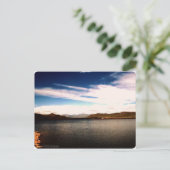 Carte postale du lac (Debout devant)