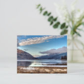 Carte postale du Loch Long, Arrochar, Écosse (Debout devant)