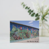 Carte postale du mur de Berlin (Debout devant)