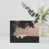 Carte postale du pays (Debout devant)