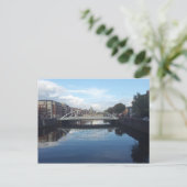 Carte postale du paysage du pont de Dublin (Debout devant)