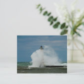 Carte postale du phare de la vague (Debout devant)