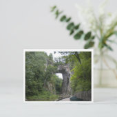 Carte postale du pont naturel (Debout devant)