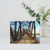 Carte postale du pont RR abandonné (Debout devant)