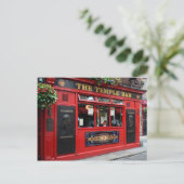 Carte postale du pub rouge Temple Bar à Dublin (Debout devant)