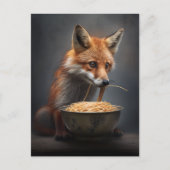 Carte postale du renard roux mangeant des spaghett (Devant)