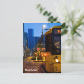 Carte postale du tram Piccadilly Gardens de Manche (Debout devant)