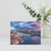 Carte postale Dublin City (Debout devant)