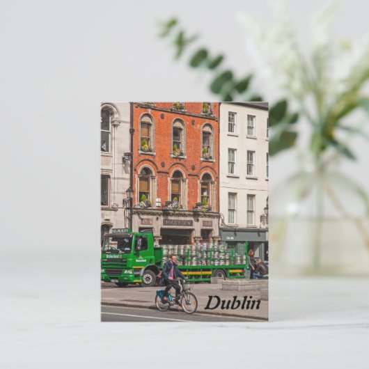 Carte Postale Dublin, Irlande (Debout devant)