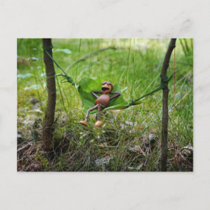Carte postale d'un Elfe Gland se relaxant dans un