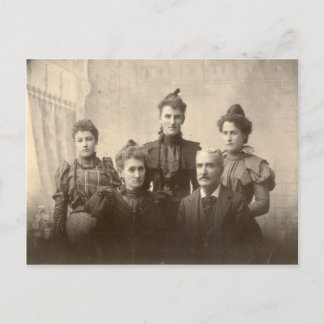 Carte postale d'une famille heureuse