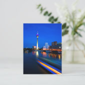 Carte Postale Düsseldorf 01A (Debout devant)