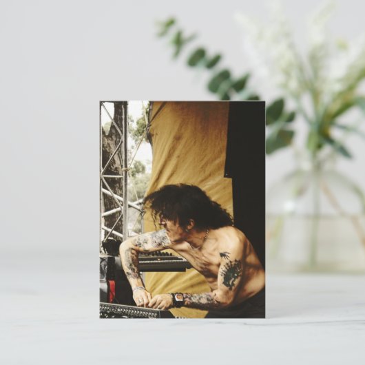 Carte postale Eat Static 2008 (Debout devant)